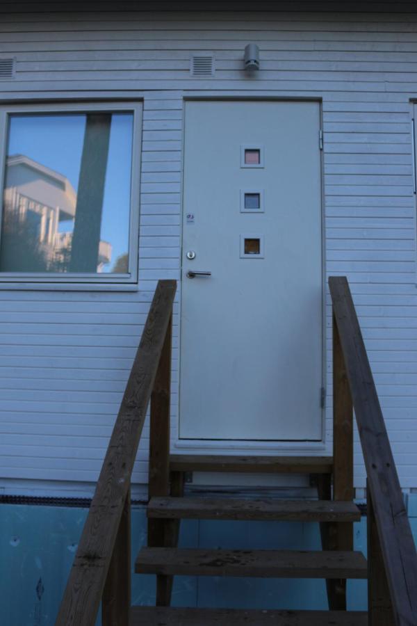 Nice Apartment With1 Bedroom Separate Living Room With A Sofa Bed And A Tiny Kitchen A Bathroom Located In Nordstrand Near By The Sea For 3 Guests With A Garden And Grill 5 Extra Guests With Extra Cost In The Cabin With Sea View Just Outside The Apar Oslo Luaran gambar