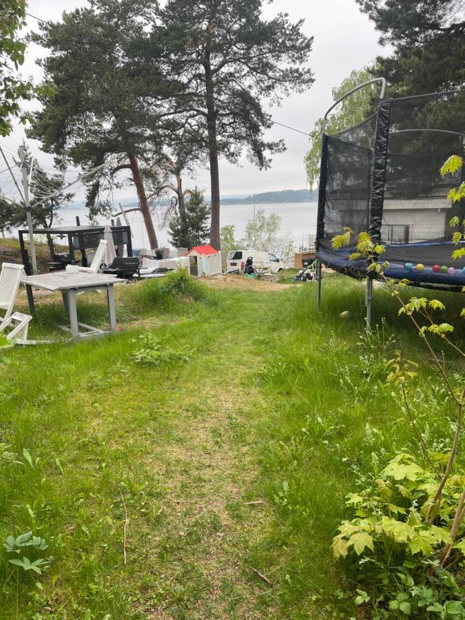 Nice Apartment With1 Bedroom Separate Living Room With A Sofa Bed And A Tiny Kitchen A Bathroom Located In Nordstrand Near By The Sea For 3 Guests With A Garden And Grill 5 Extra Guests With Extra Cost In The Cabin With Sea View Just Outside The Apar Oslo Luaran gambar