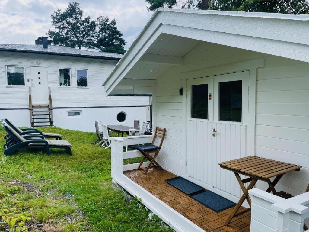 Nice Apartment With1 Bedroom Separate Living Room With A Sofa Bed And A Tiny Kitchen A Bathroom Located In Nordstrand Near By The Sea For 3 Guests With A Garden And Grill 5 Extra Guests With Extra Cost In The Cabin With Sea View Just Outside The Apar Oslo Luaran gambar